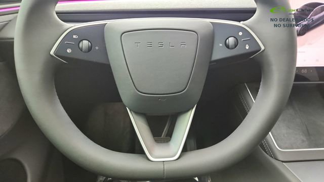 Used 2026 Tesla Model Y 2WD image 39