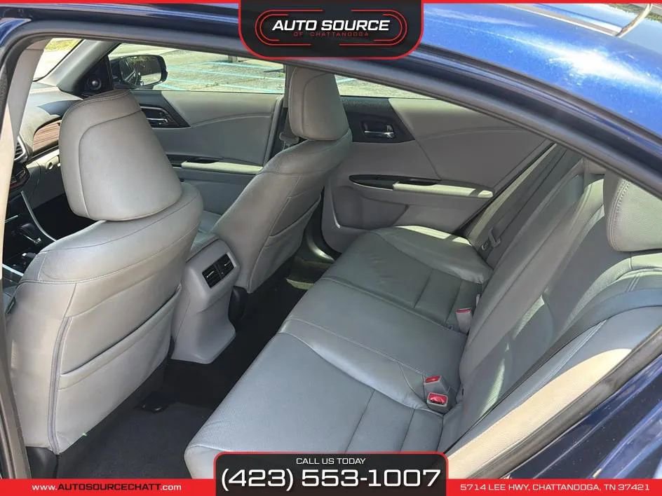 Used 2017 Honda Accord EX-L image 18