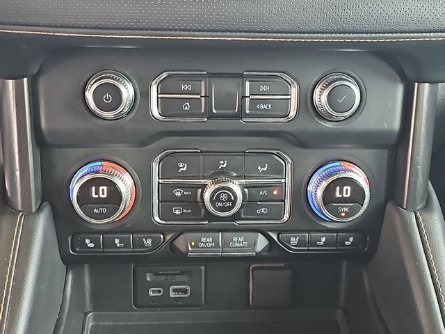 Used 2021 GMC Yukon XL AT4 w/ AT4 Premium Plus Package AWD/4WD image 26
