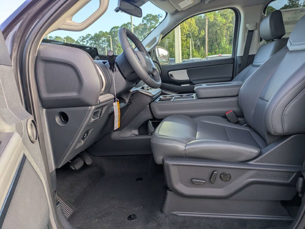 New 2027 Ford Expedition Active RWD image 22