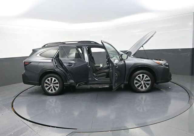 Used 2024 Subaru Outback Premium image 42