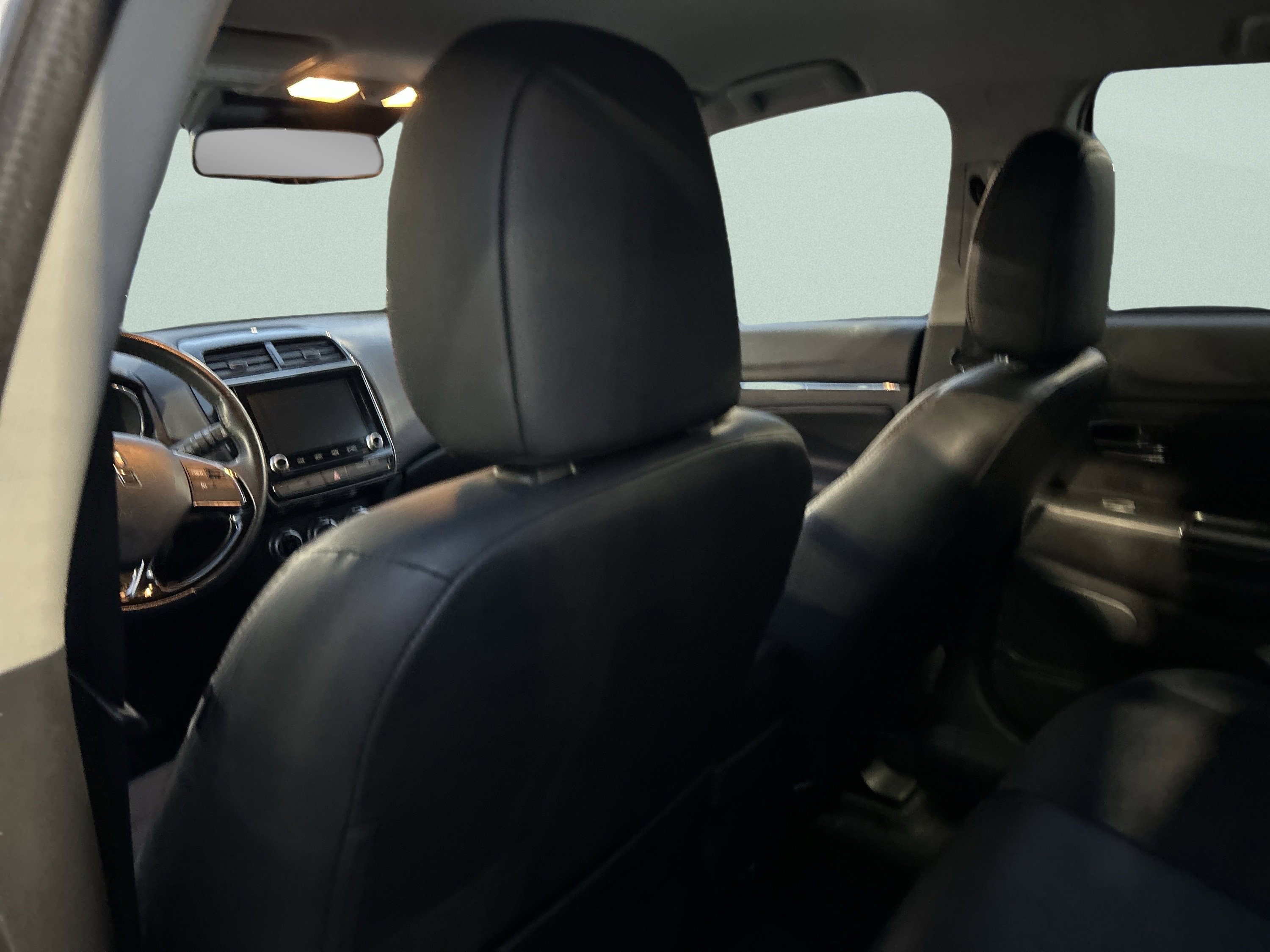 Used 2024 Mitsubishi Outlander Sport SE image 16