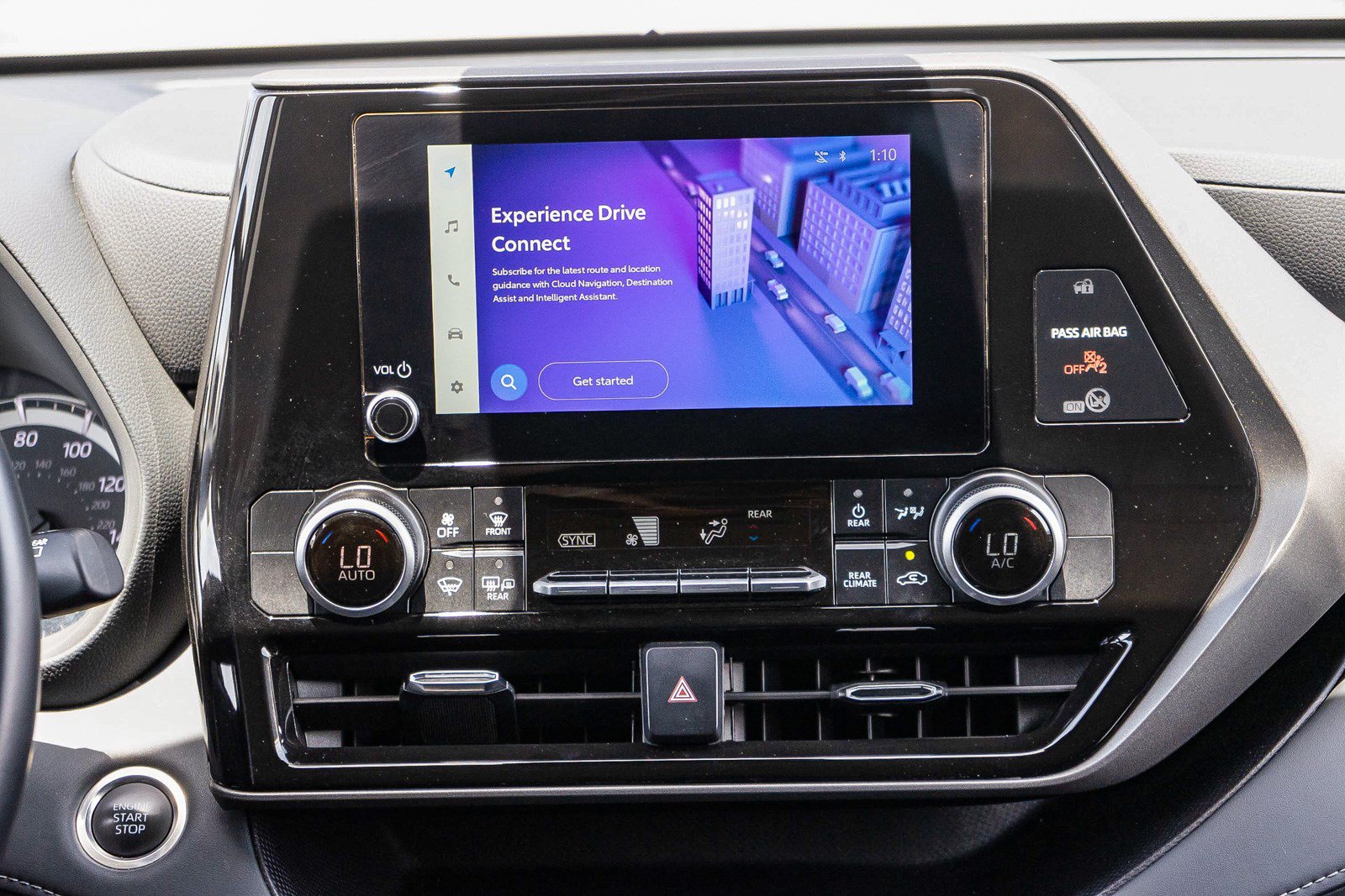 Certified 2025 Toyota Highlander LE AWD/4WD image 14