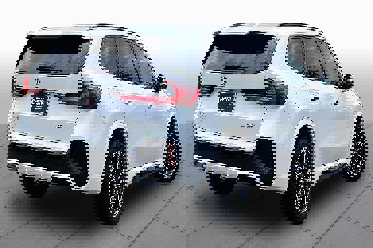 Used 2025 BMW X1 xDrive28i w/ M Sport Package image 12