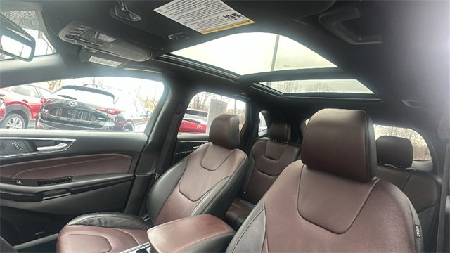 Used 2020 Ford Edge Titanium w/ Equipment Group 301A image 21