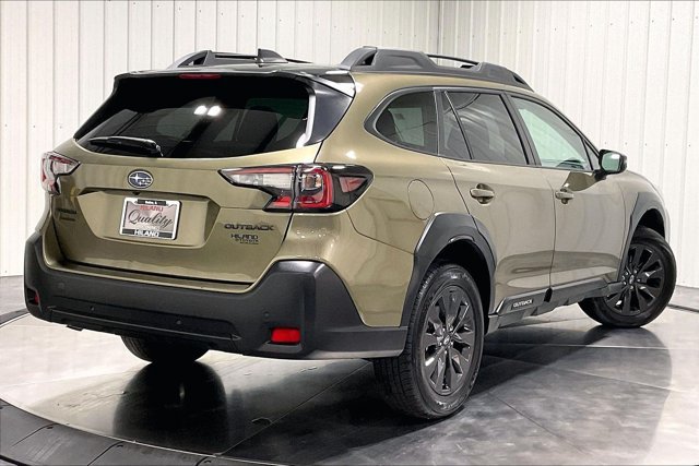 Used 2025 Subaru Outback Onyx Edition AWD/4WD image 13