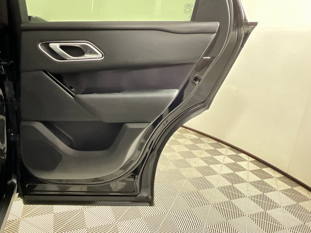 Used 2026 Land Rover Range Rover Velar Dynamic SE image 24