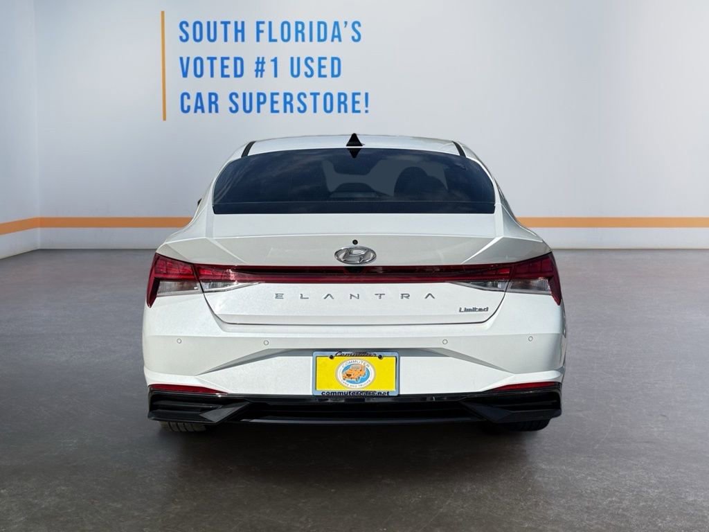 Used 2021 Hyundai Elantra Limited w/ Cargo Package image 5