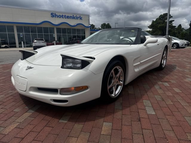 Used 2003 Chevrolet Corvette Convertible RWD image 1