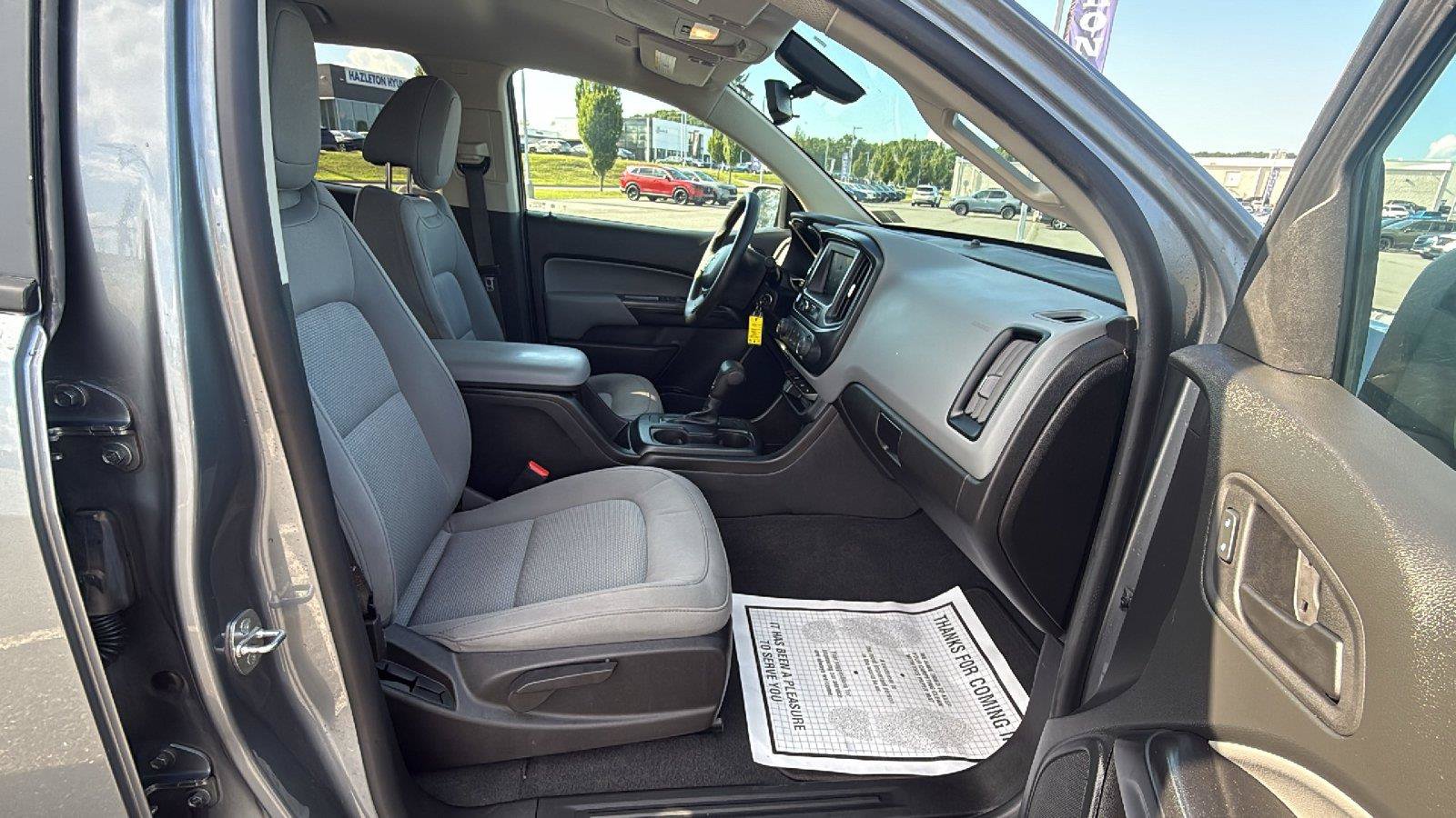 Used 2021 Chevrolet Colorado W/T w/ WT Convenience Package AWD/4WD image 19