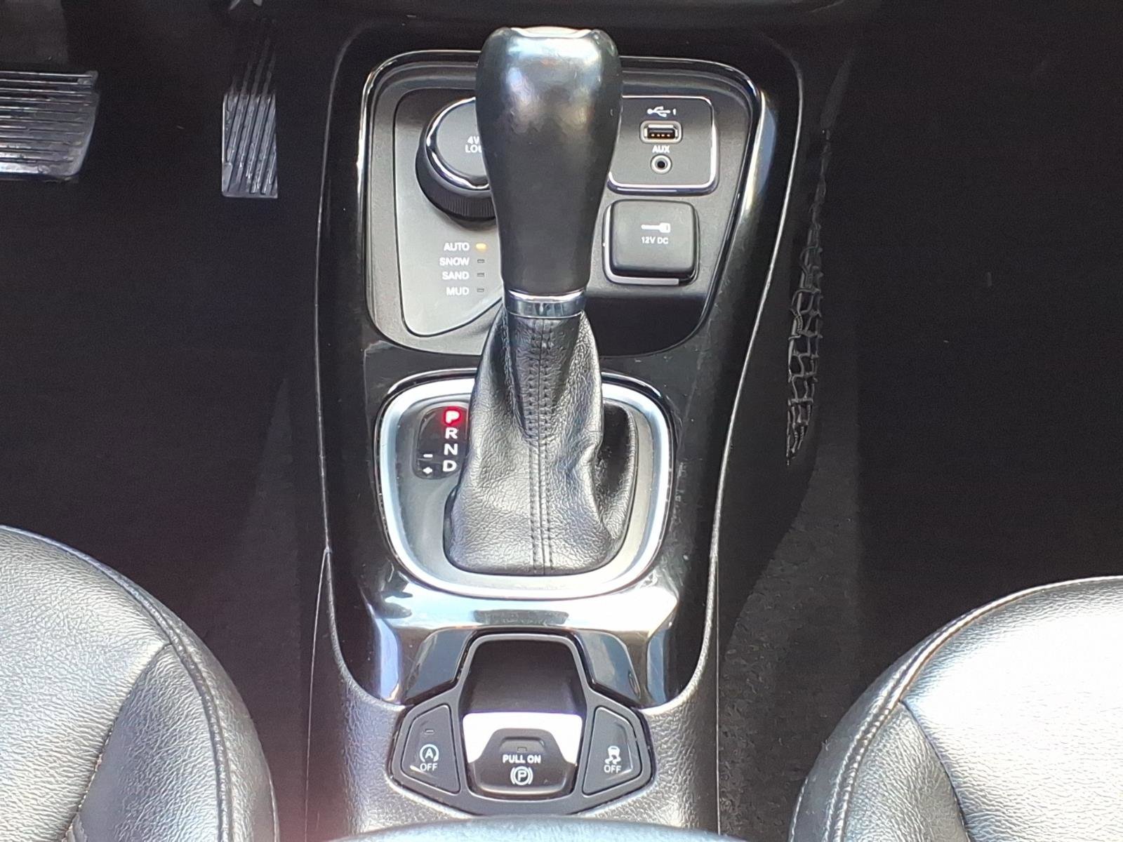 Certified 2020 Jeep Compass Latitude image 15