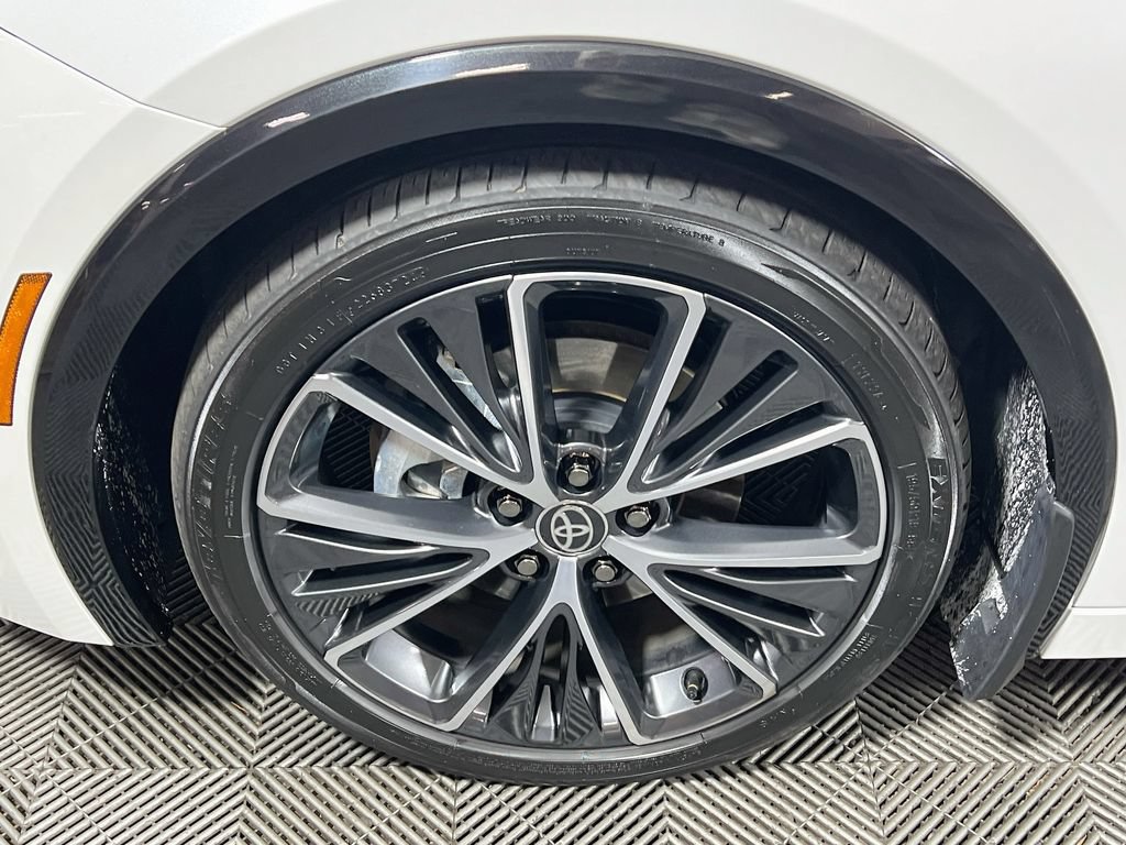 Certified 2024 Toyota Prius XLE AWD/4WD image 28