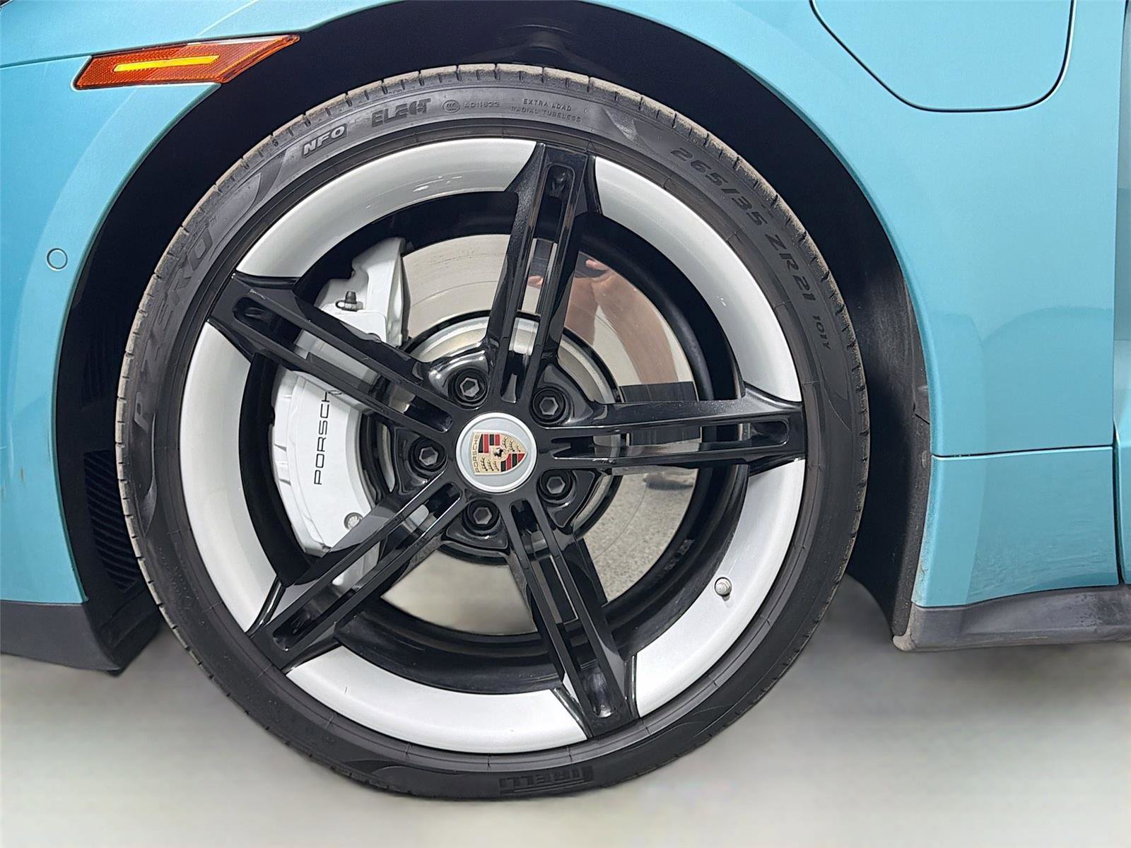 Certified 2024 Porsche Taycan 4S w/ Premium Package AWD/4WD image 11