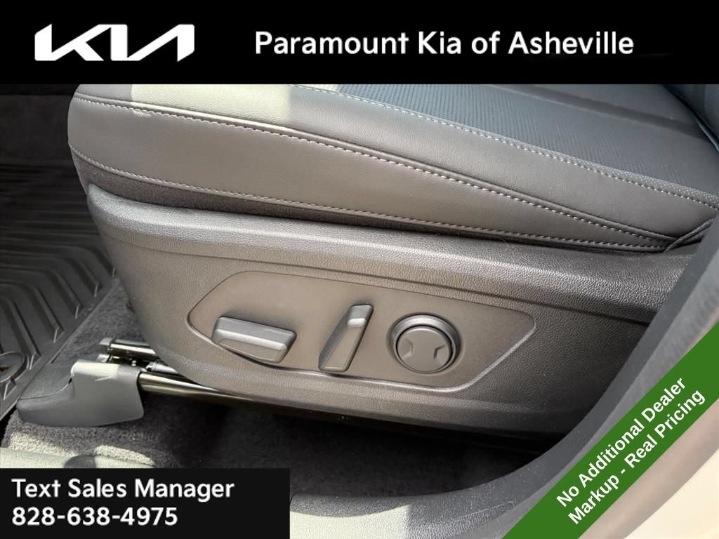 New 2026 Kia Sorento S AWD/4WD image 18