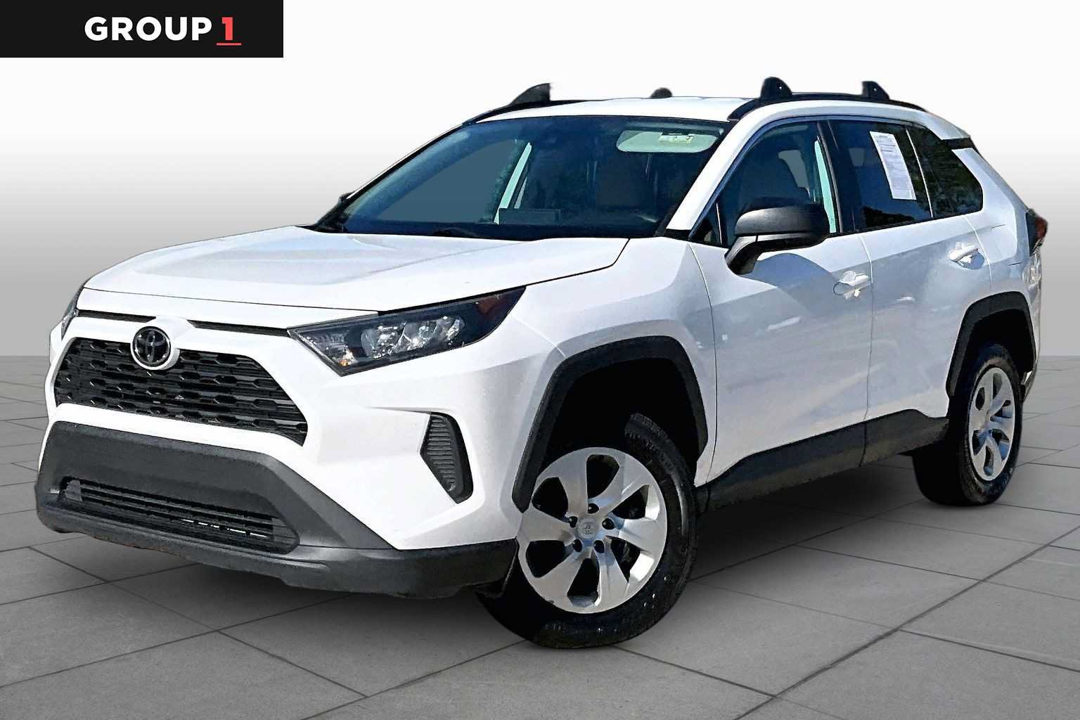 Used 2021 Toyota RAV4 LE AWD/4WD image 1