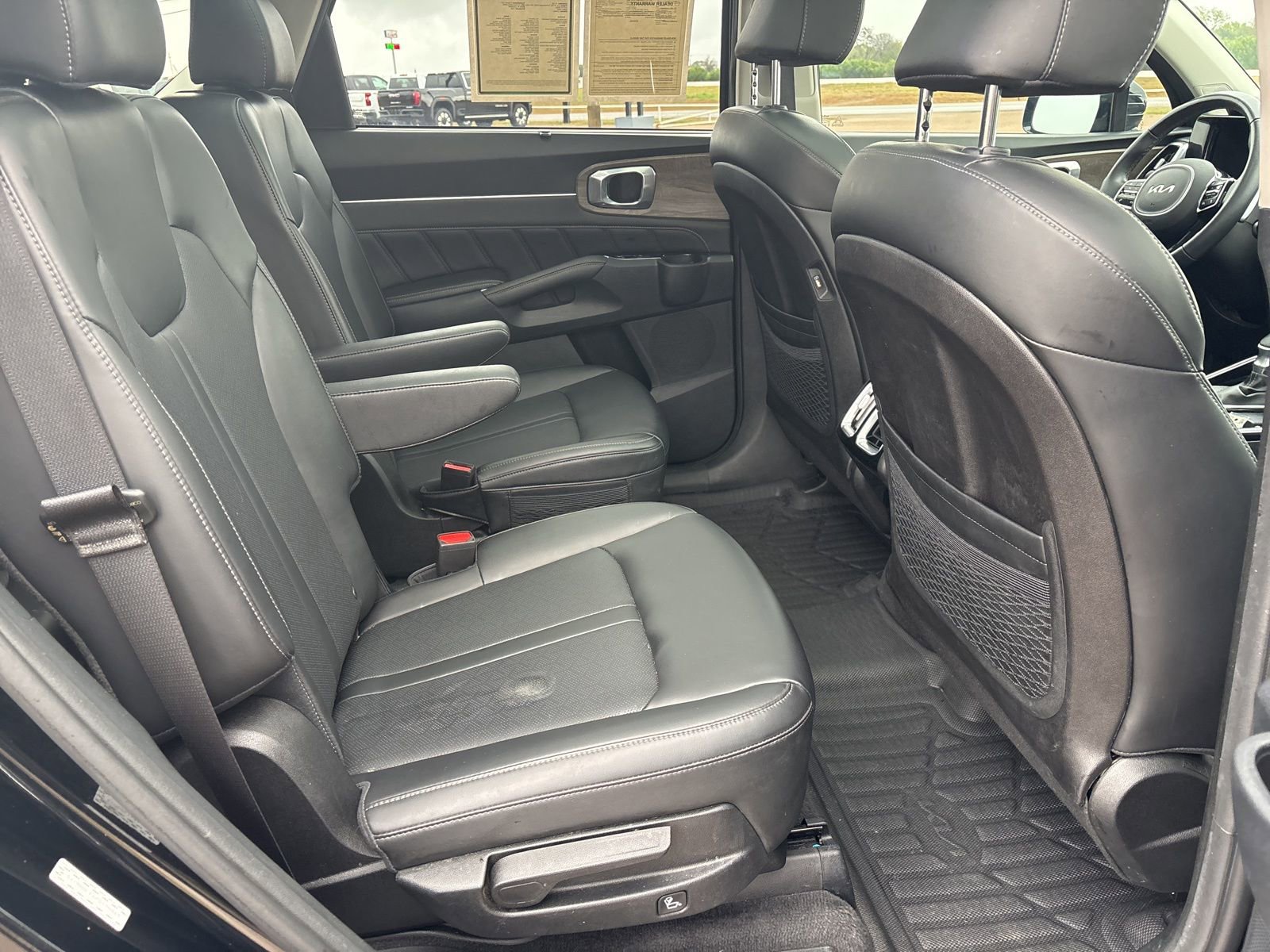 Used 2023 Kia Sorento X-Line EX image 16