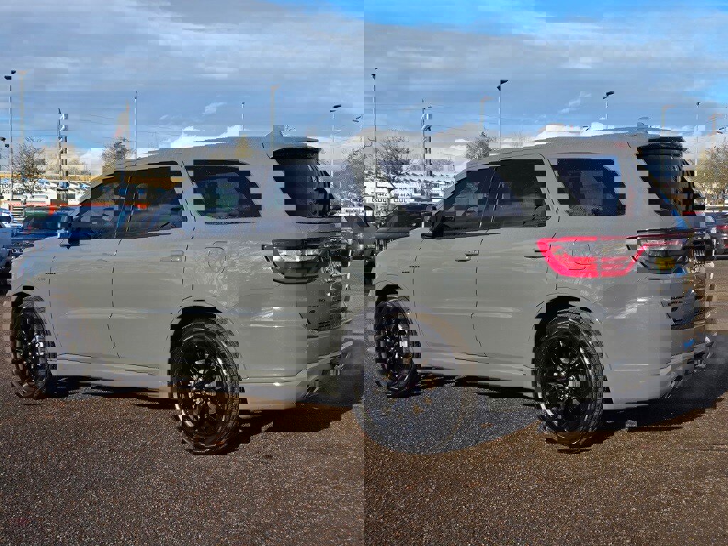 Used 2020 Dodge Durango R/T w/ Technology Group image 41