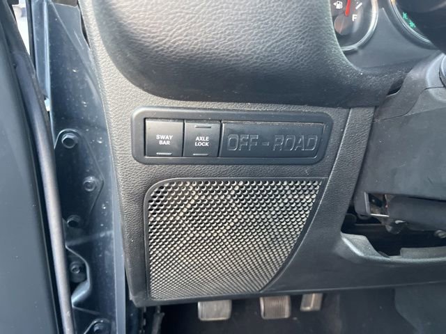 Used 2016 Jeep Wrangler Unlimited Rubicon w/ Connectivity Group AWD/4WD image 30