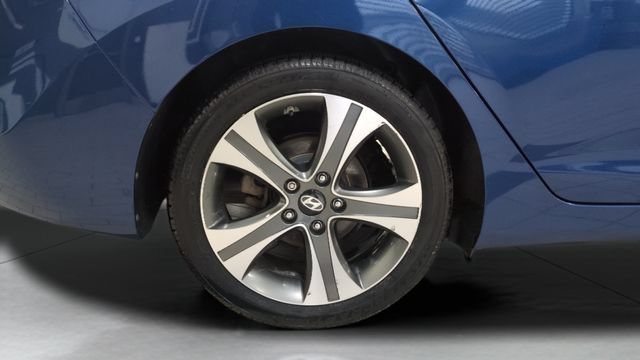 Used 2014 Hyundai Elantra Sport FWD image 25