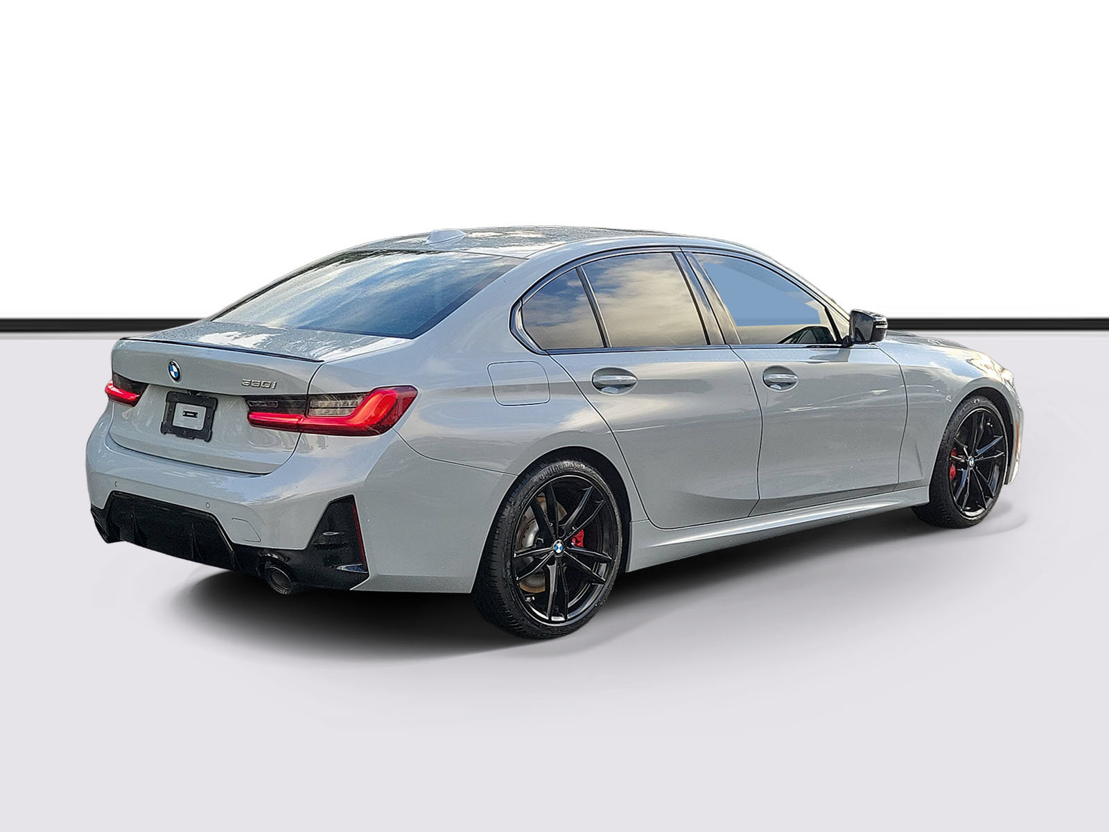 Certified 2023 BMW 330i Sedan w/ M Sport Package RWD image 2