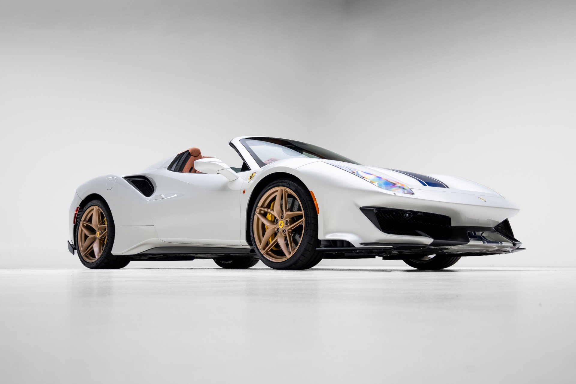 Used 2020 Ferrari 488 Pista image 13