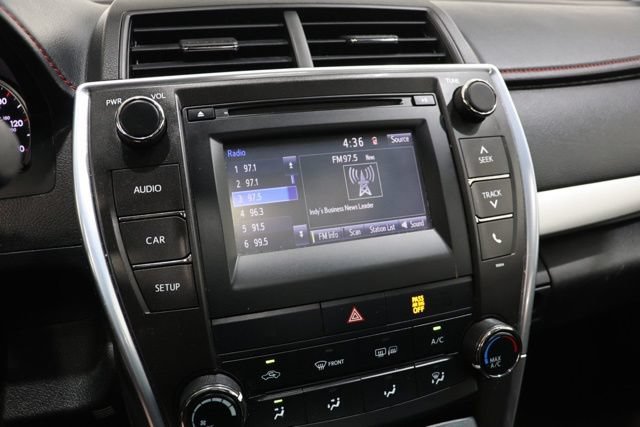 Used 2016 Toyota Camry SE w/ Moonroof Package FWD image 22