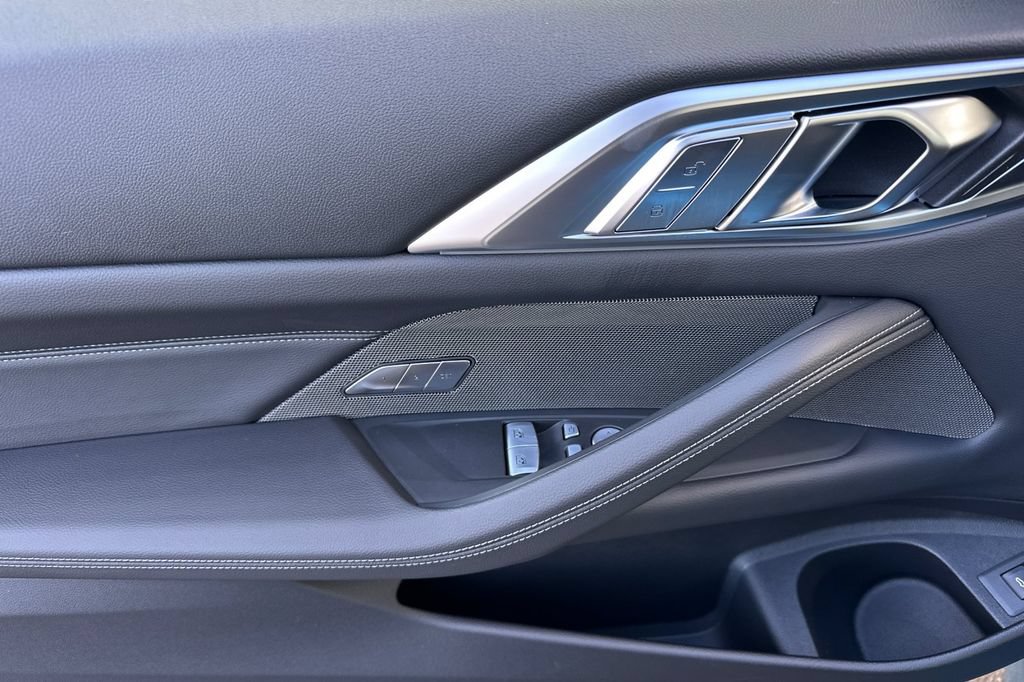 New 2026 BMW M440i Coupe RWD image 10
