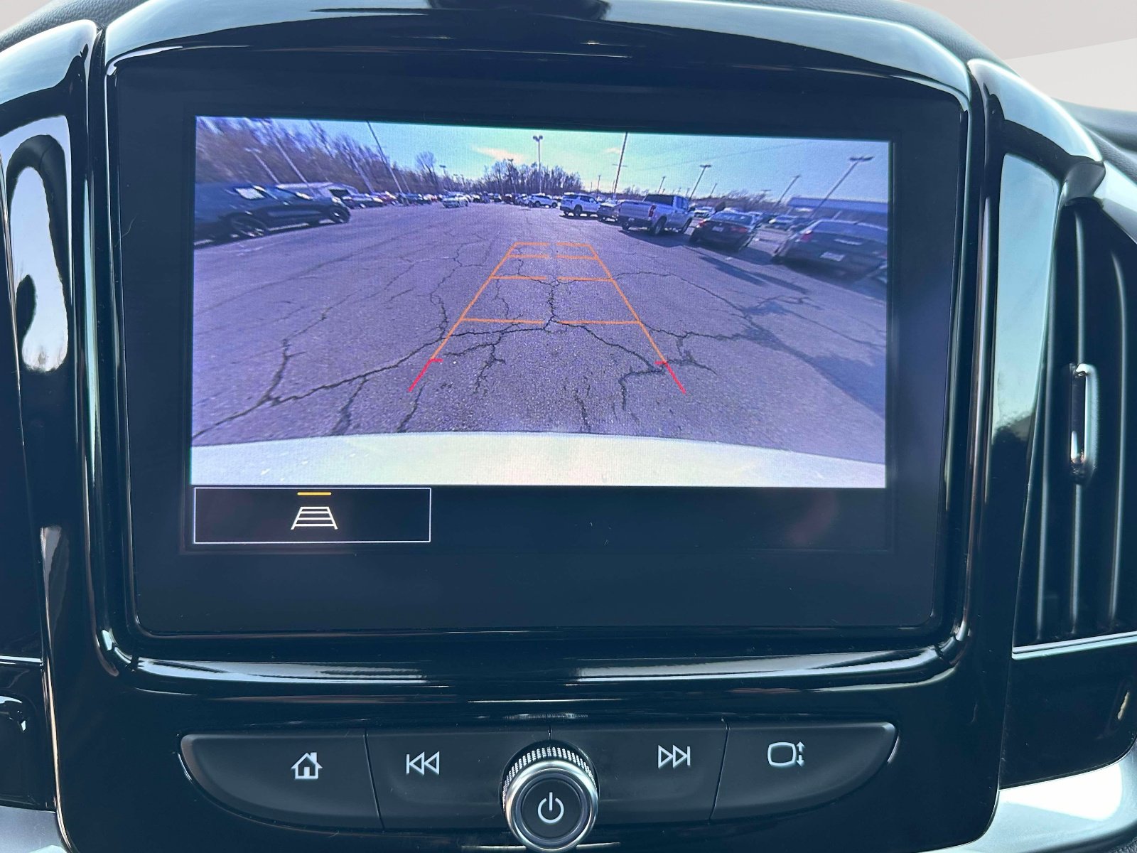 Certified 2023 Chevrolet Traverse LT image 12