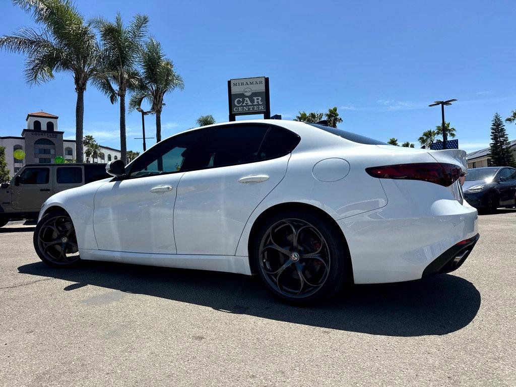Used 2019 Alfa Romeo Giulia Ti Sport w/ Quick Order Package 22U Sport RWD image 3