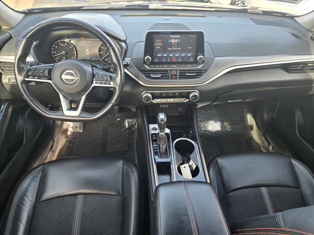 Used 2024 Nissan Altima 2.5 SR image 10
