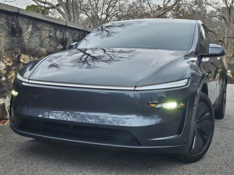 Used 2026 Tesla Model Y Long Range image 80