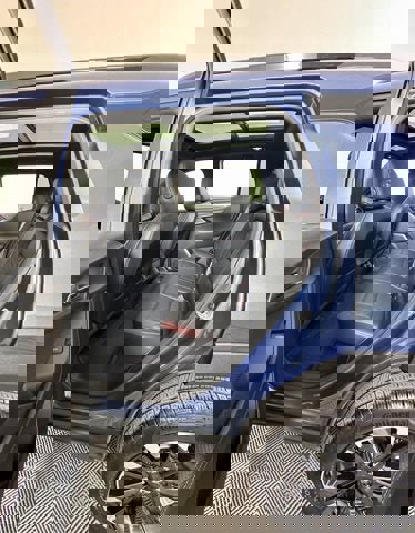 Certified 2025 Chevrolet Equinox RS w/ Convenience Package III image 8