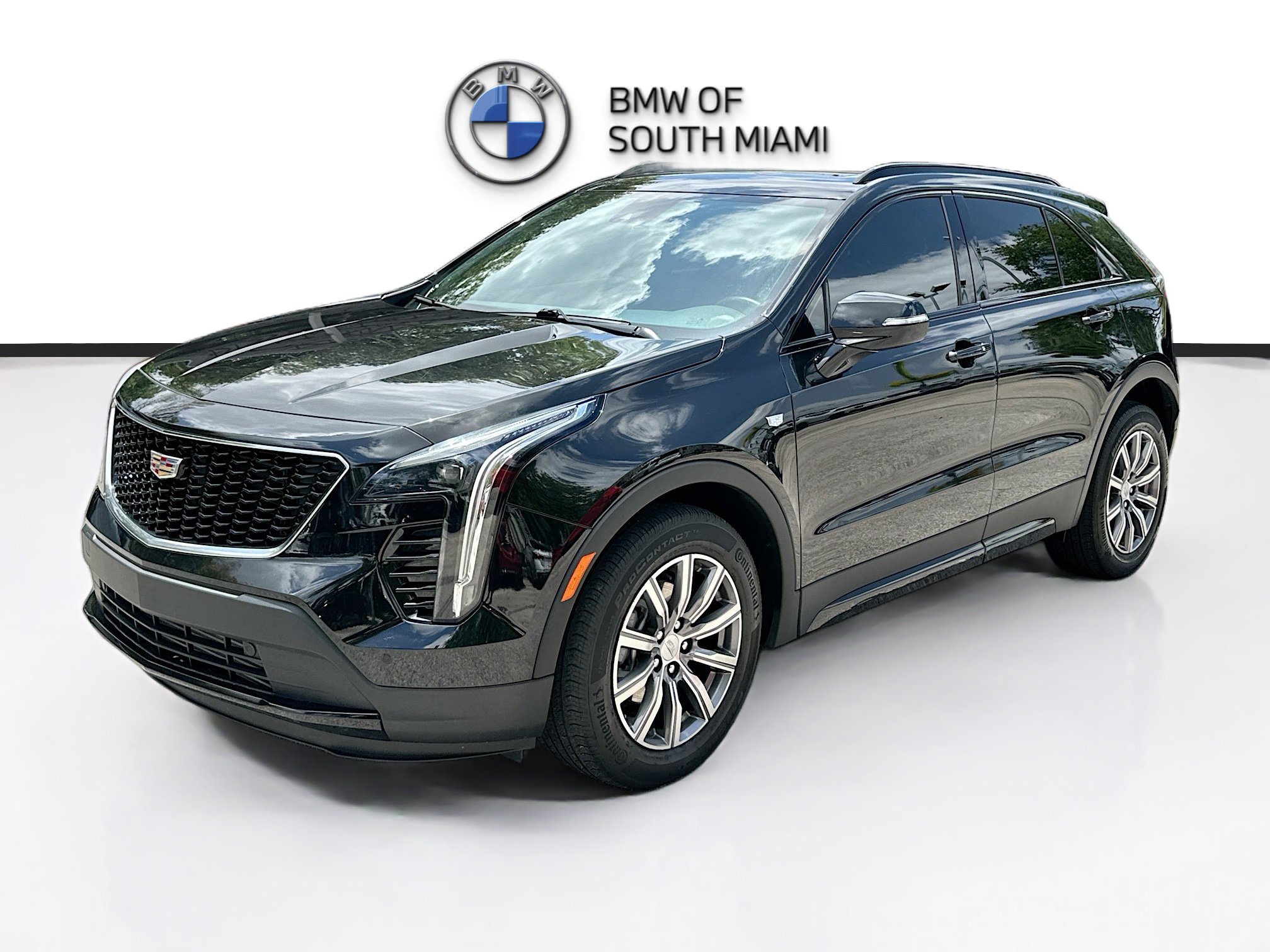 Used 2023 Cadillac XT4 Sport FWD image 3