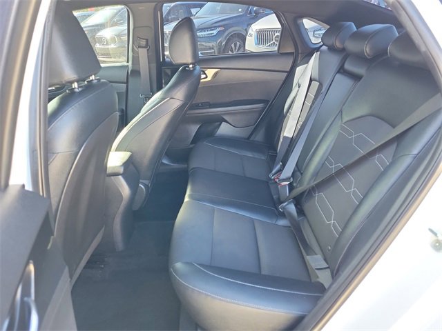 Used 2022 Kia Forte GT-Line image 12