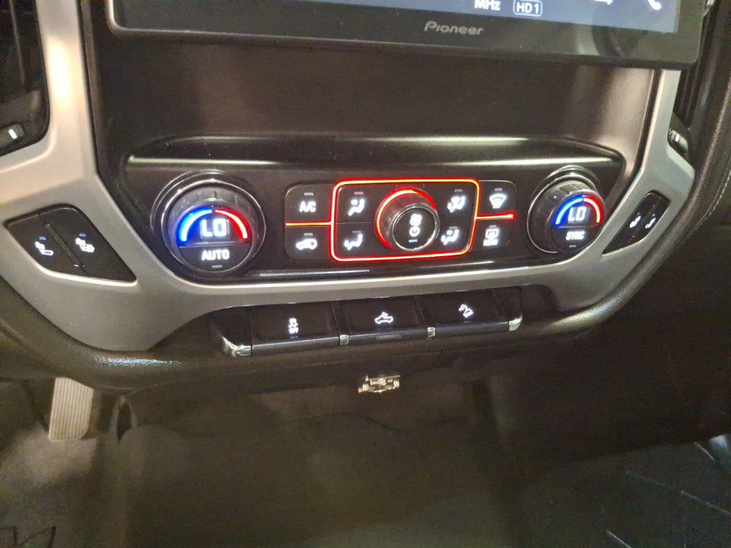 Used 2015 GMC Sierra 1500 SLE w/ SLE Value Package AWD/4WD image 21