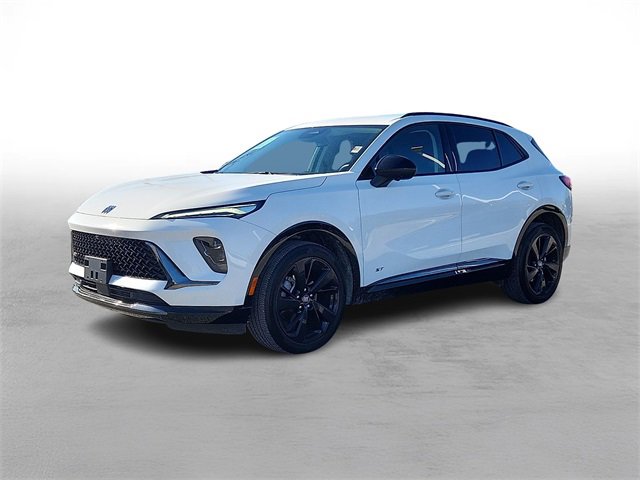 Certified 2025 Buick Envision Sport Touring image 3