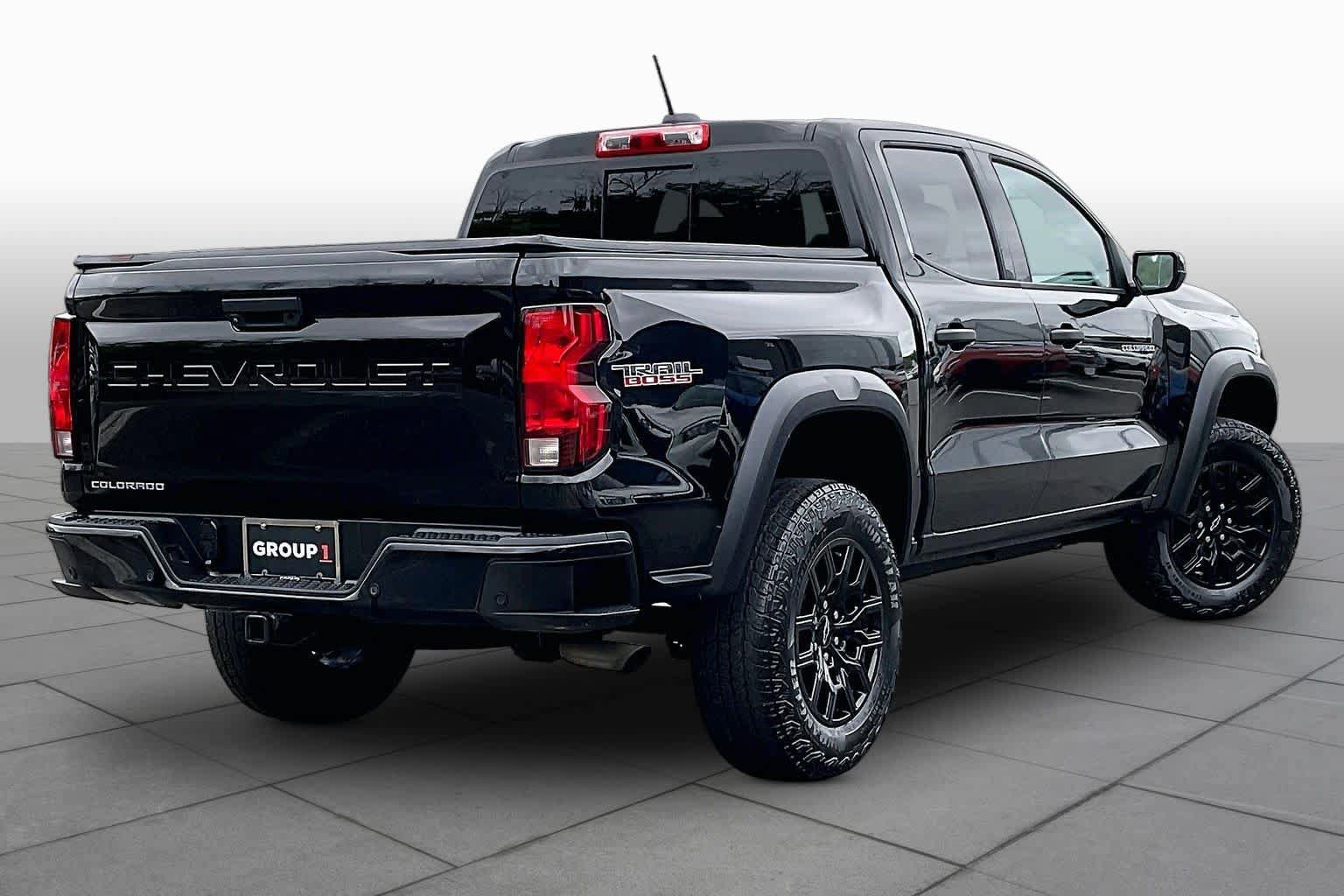 Used 2023 Chevrolet Colorado Trail Boss w/ Advanced Trailering Package AWD/4WD image 13