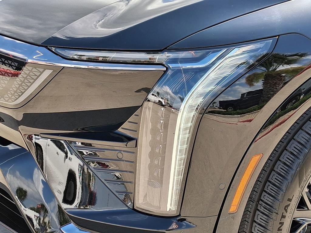 New 2026 Cadillac Optiq Sport 1 w/ LPO, ONYX Package RWD image 7