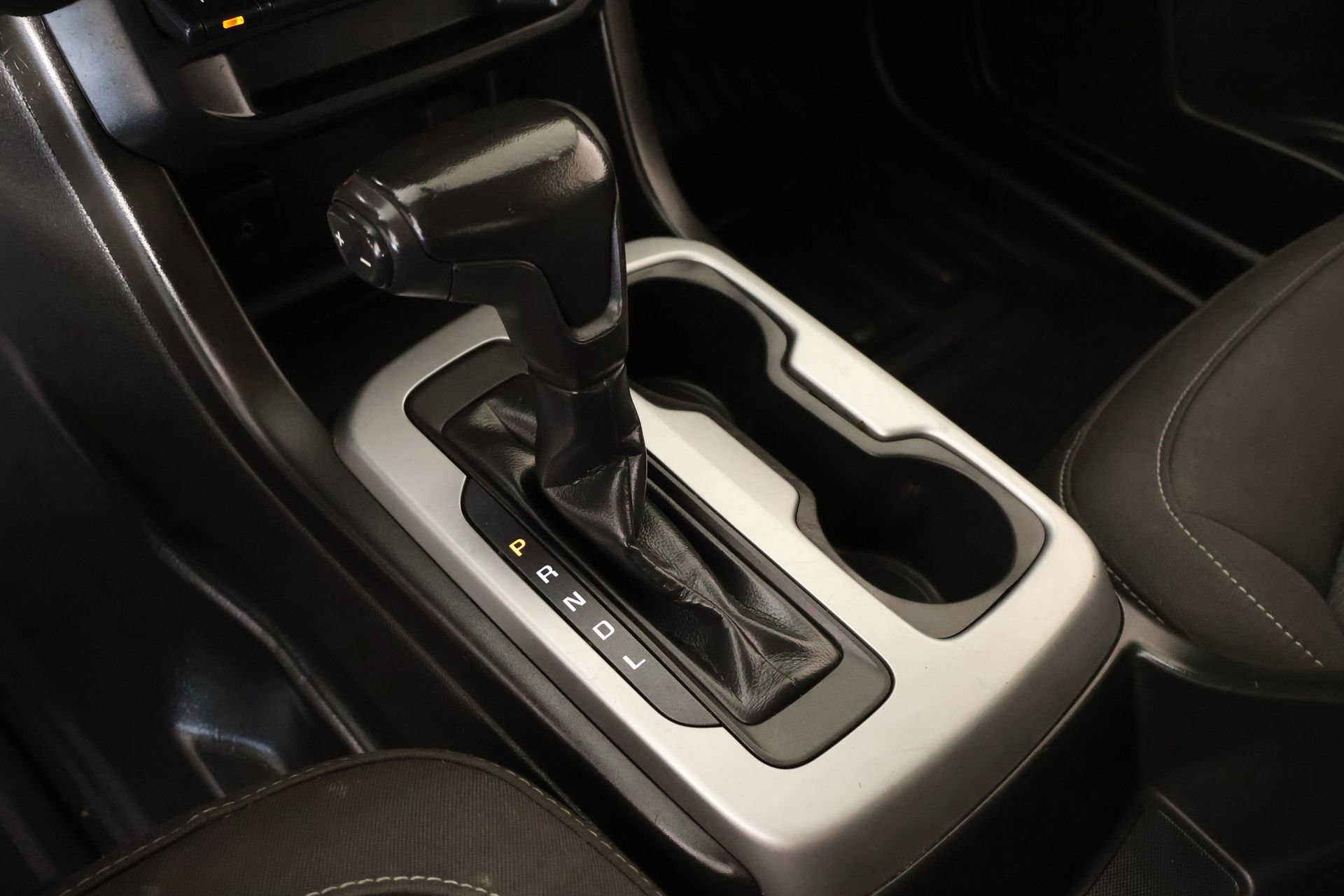 Used 2021 Chevrolet Colorado LT w/ Fleet Safety Package RWD image 7