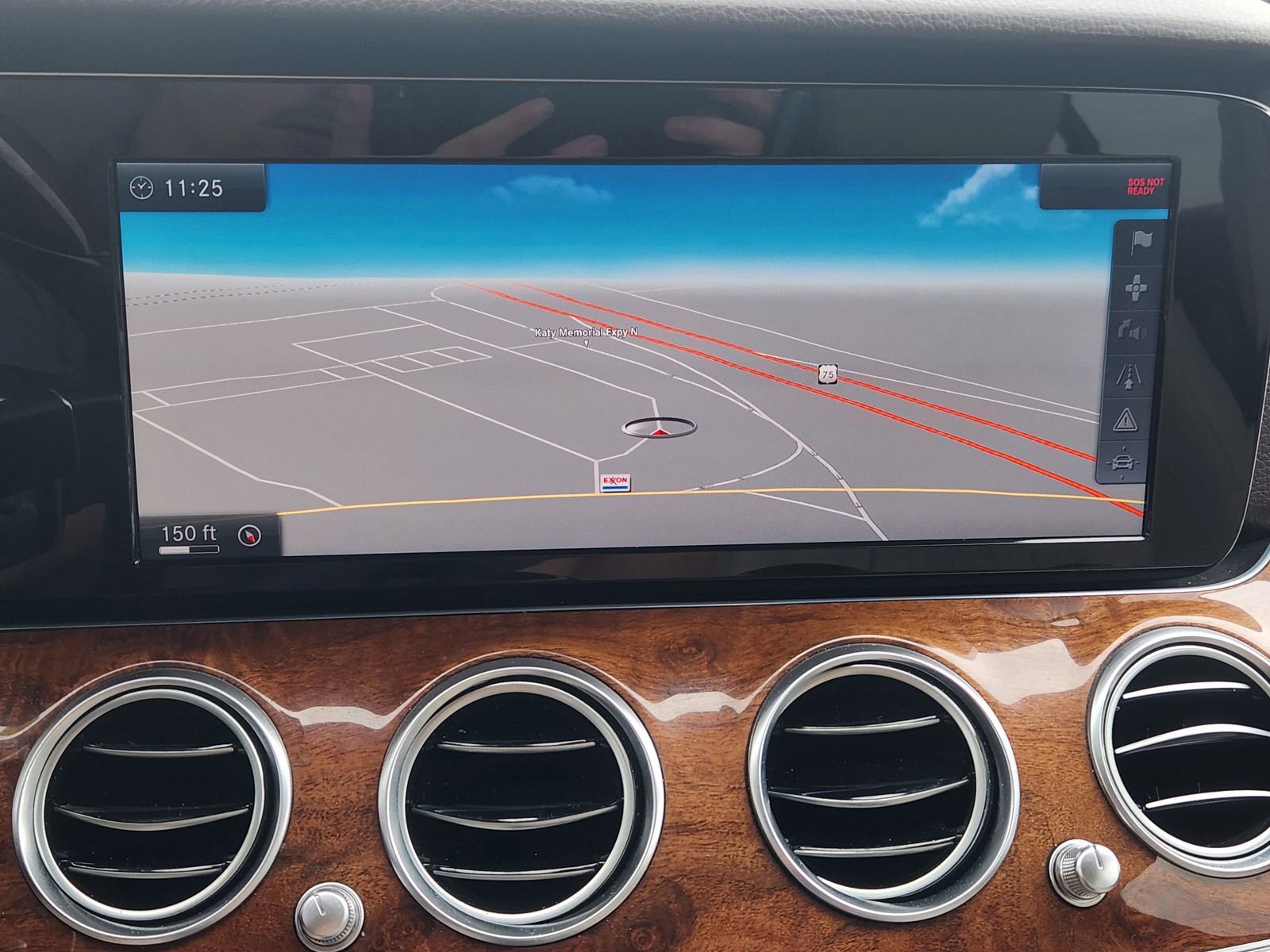 Used 2017 Mercedes-Benz E 300 4MATIC image 20