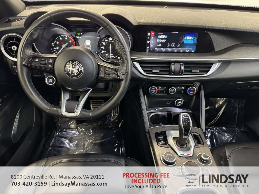 Used 2023 Alfa Romeo Stelvio Ti AWD/4WD image 21