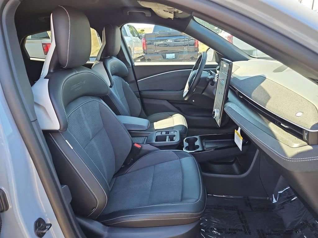 New 2025 Ford Mustang Mach-E GT w/ Interior Protection Package AWD/4WD image 30
