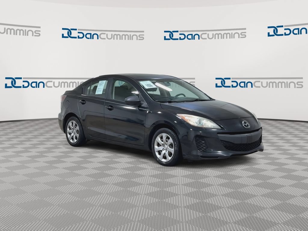 Used 2013 MAZDA MAZDA3 i Sport FWD image 2