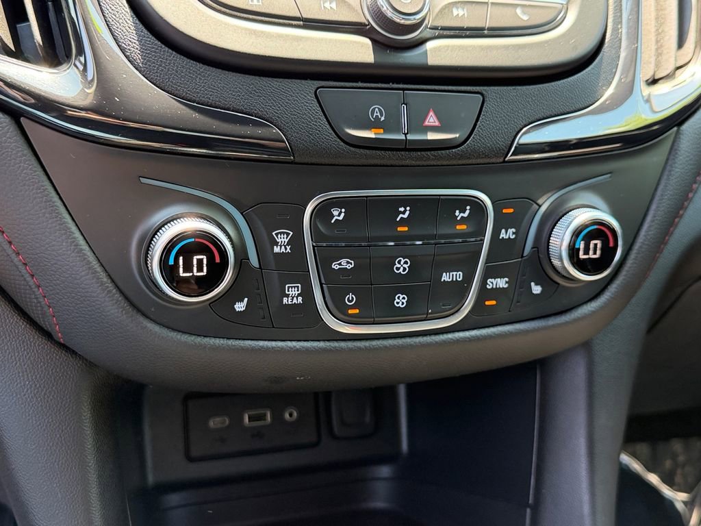 Used 2023 Chevrolet Equinox RS AWD/4WD image 22