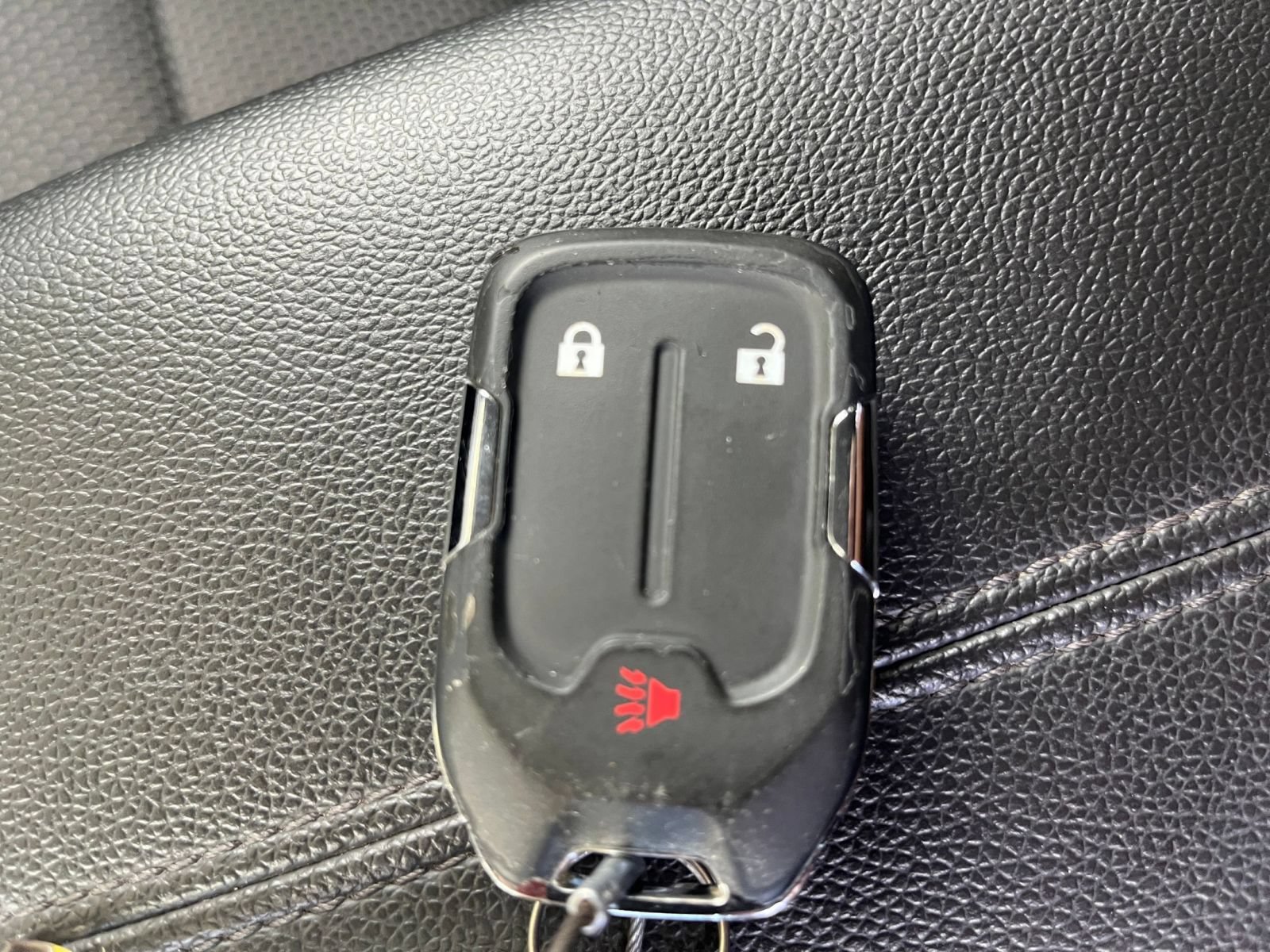 Used 2024 GMC Terrain SLE FWD image 17