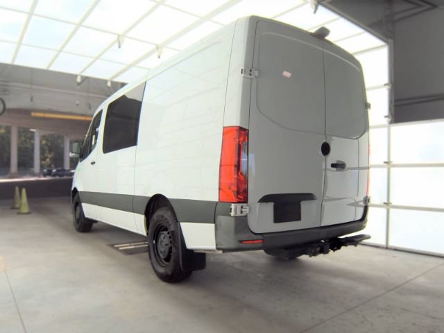 Used 2022 Mercedes-Benz Sprinter 2500 image 2