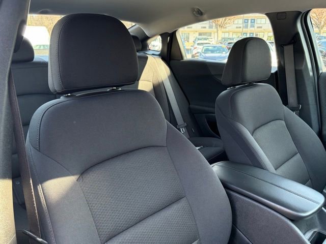 Used 2025 Chevrolet Malibu LT image 26