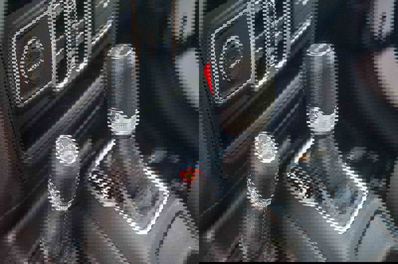 Used 2023 Jeep Wrangler Unlimited w/ Convenience Group image 17