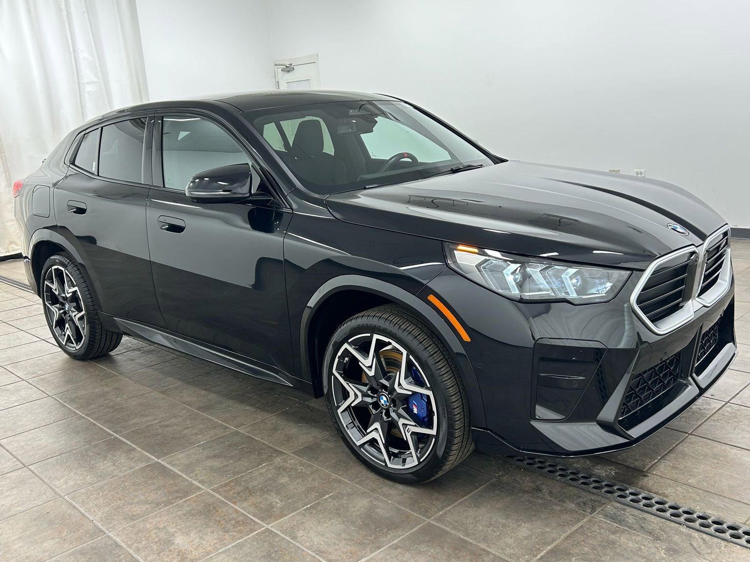 Used 2025 BMW X2 M35i image 6