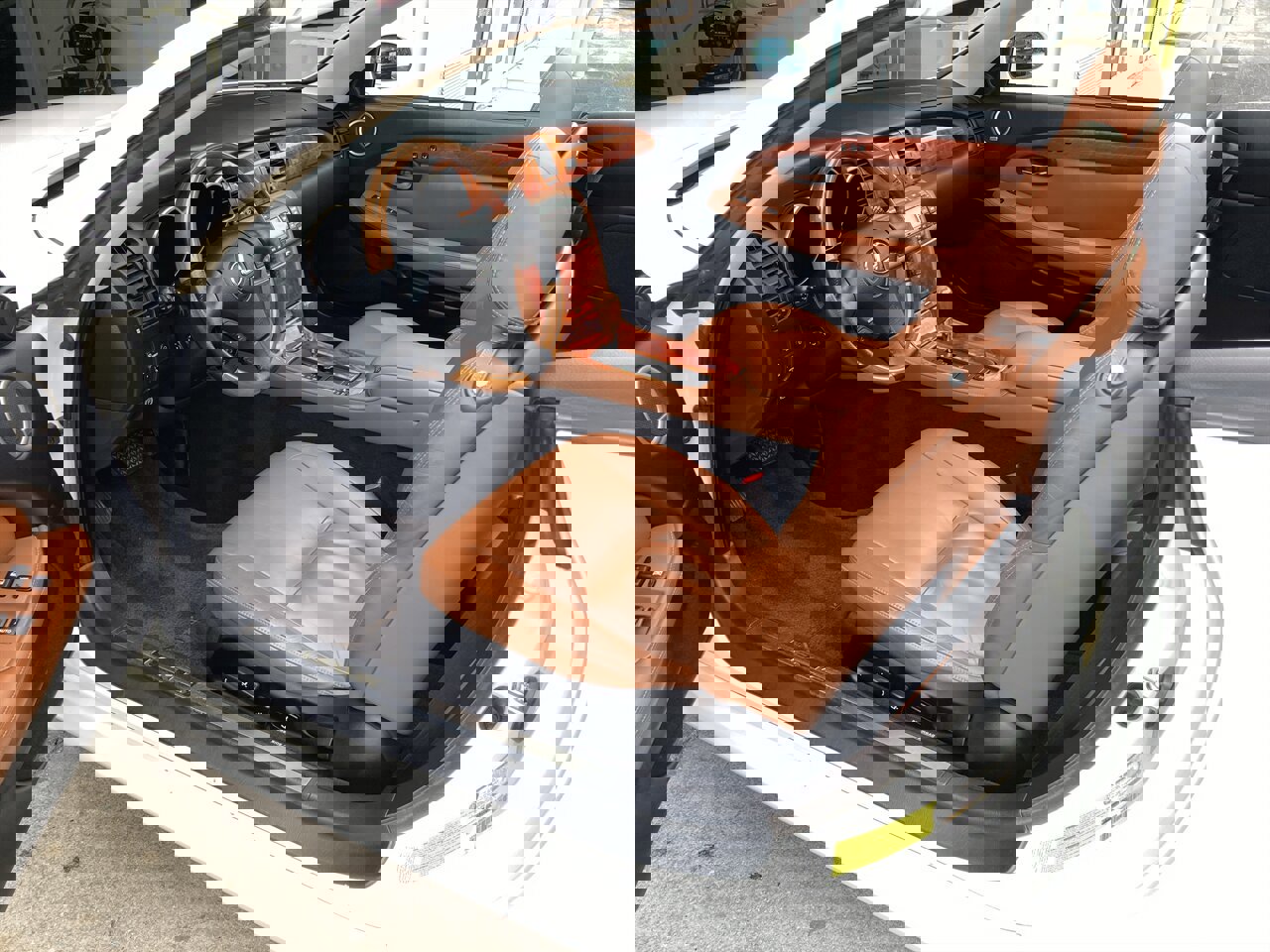 Used 2005 Lexus SC 430 Convertible image 14